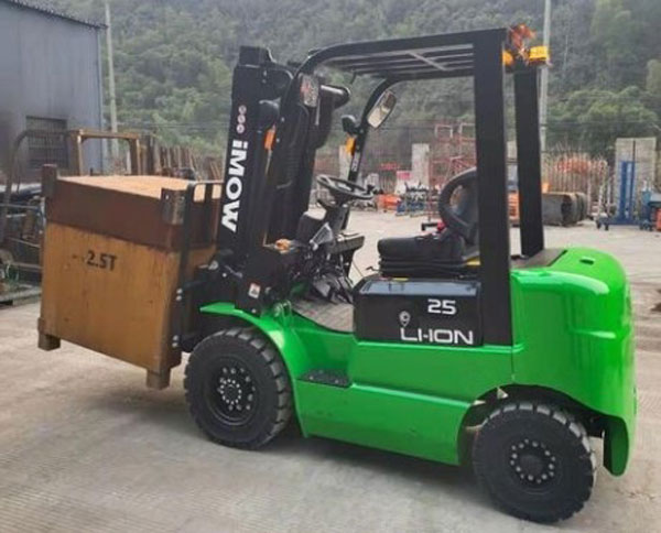 Mẹo tăng tuổi thọ ắc quy xe nâng điện