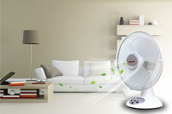 Kinh nghiệm chọn quạt sạc điện phù hợp với gia đình