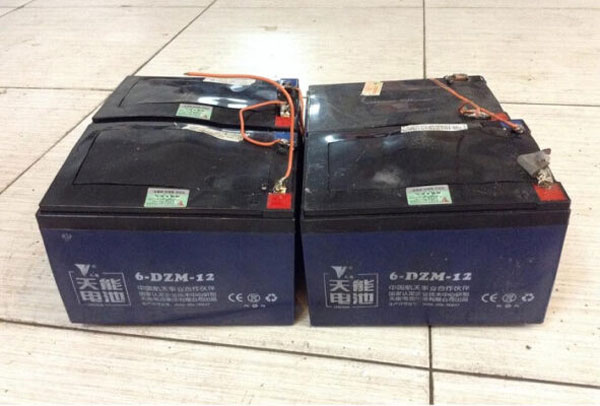 Bình ắc quy bị nóng bất thường và dấu hiệu nhận biết bình ắc quy bị hỏng