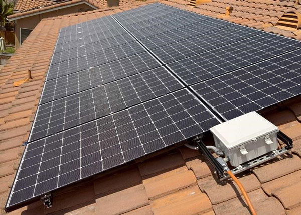 Nên dùng đèn năng lượng mặt trời để chiếu sáng gia đình hay không