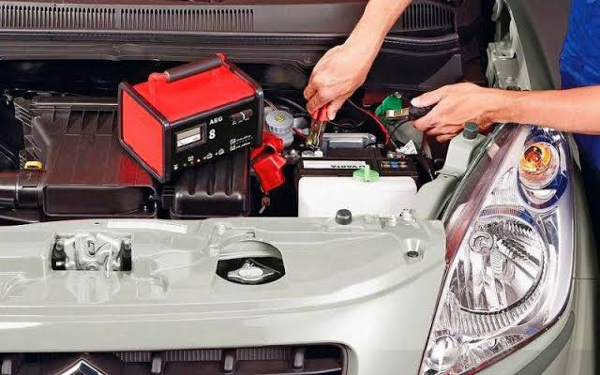 Mẹo phục hồi bình ắc quy để lâu không dùng