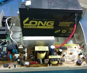 Hướng dẫn tự thay ắc quy cho bộ lưu điện cửa cuốn