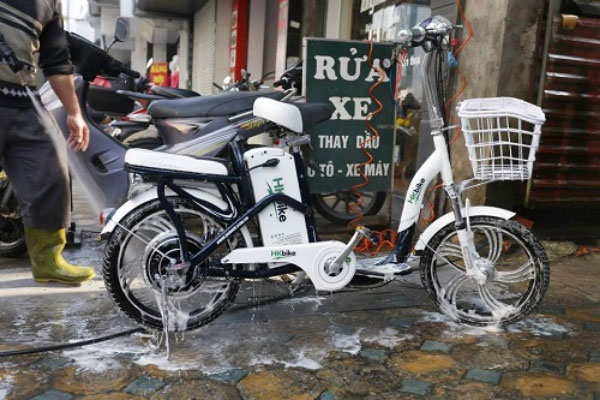 Ắc quy xe điện bị ngấm nước liệu có hỏng không